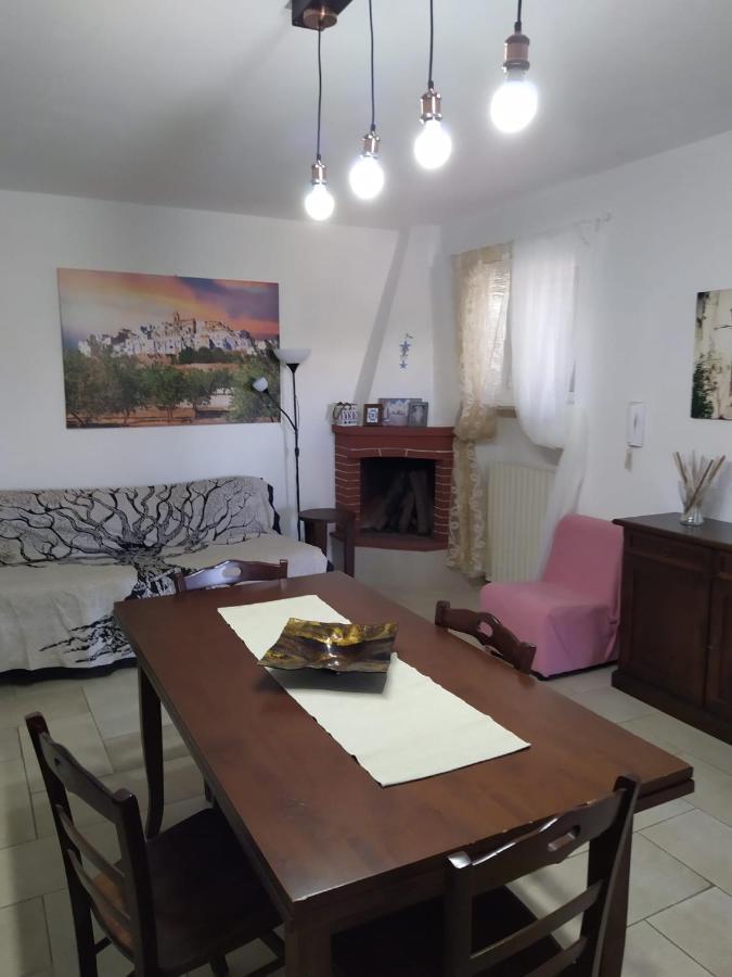 Villa Lilla أوستوني المظهر الخارجي الصورة