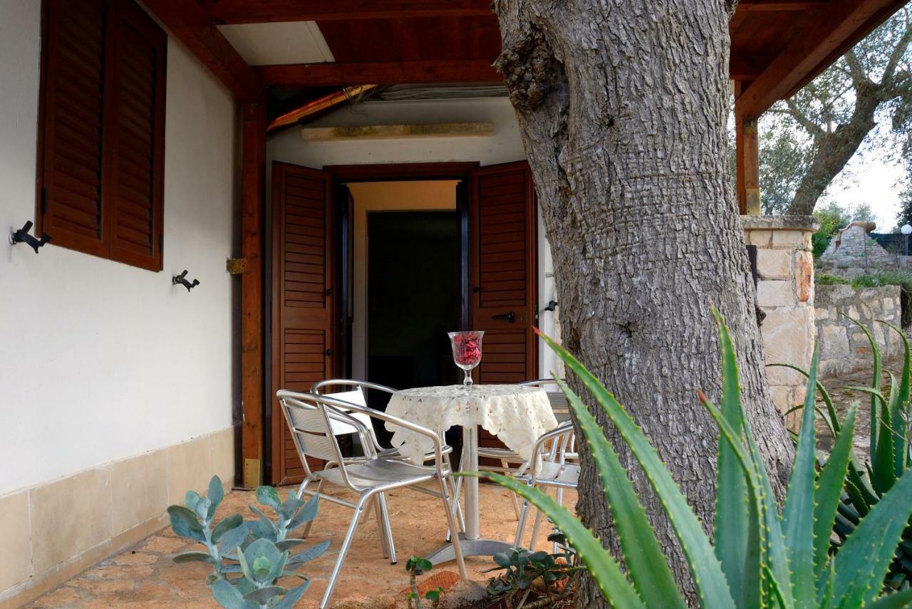 Villa Lilla أوستوني المظهر الخارجي الصورة